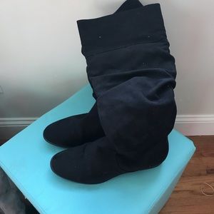 FOREVER 21 black boots size 9